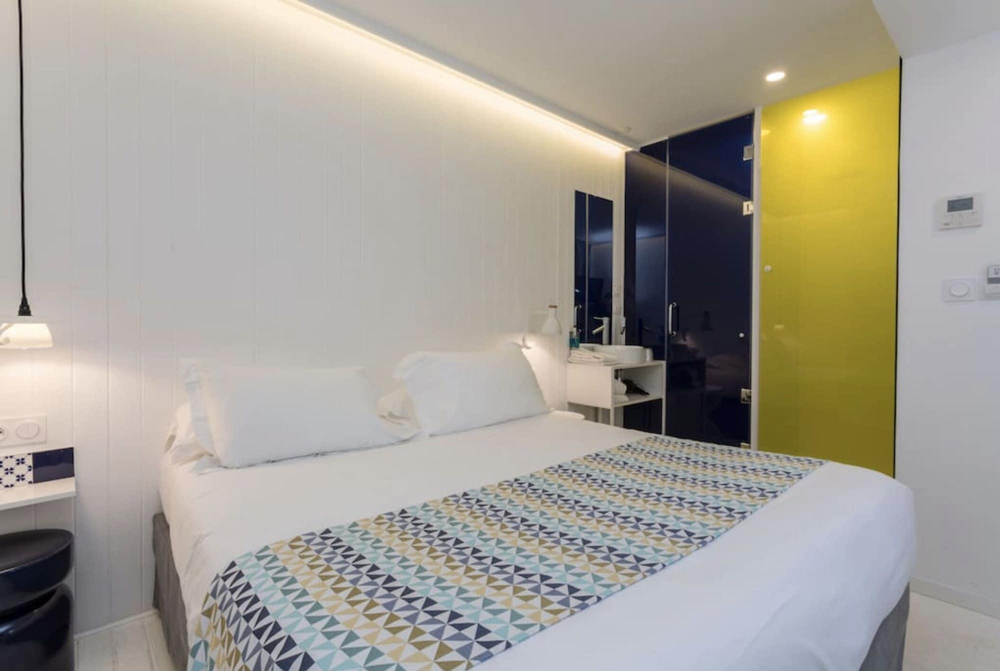 Atypik Hotel Clichy Exterior foto
